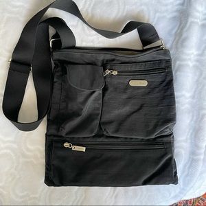 Baggalini black nylon crossbody handbag